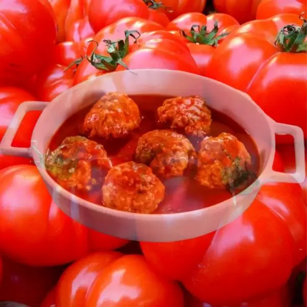 Las albóndigas con salsa de tomate es todo un clásico en cualquier cocina