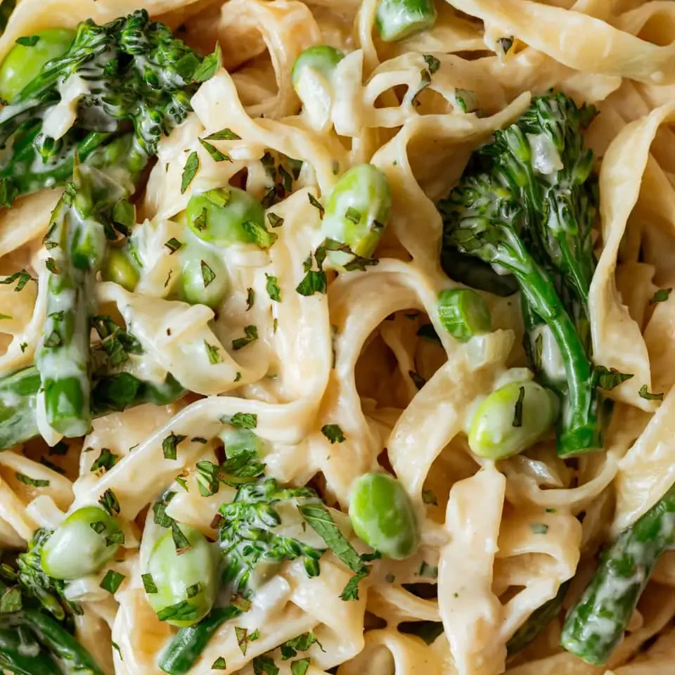 Esta pasta cremosa con verduras es ideal para tu Thermomix