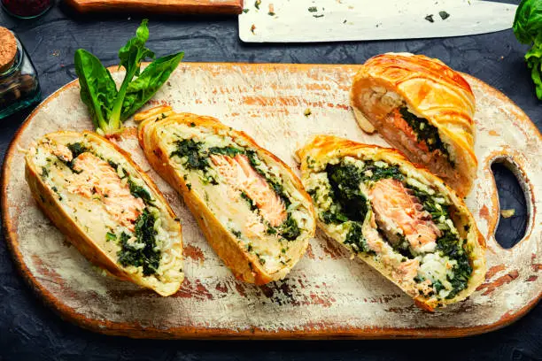 La combinación de atún y salmón en un pastel es un gran descubrimiento gastronómico