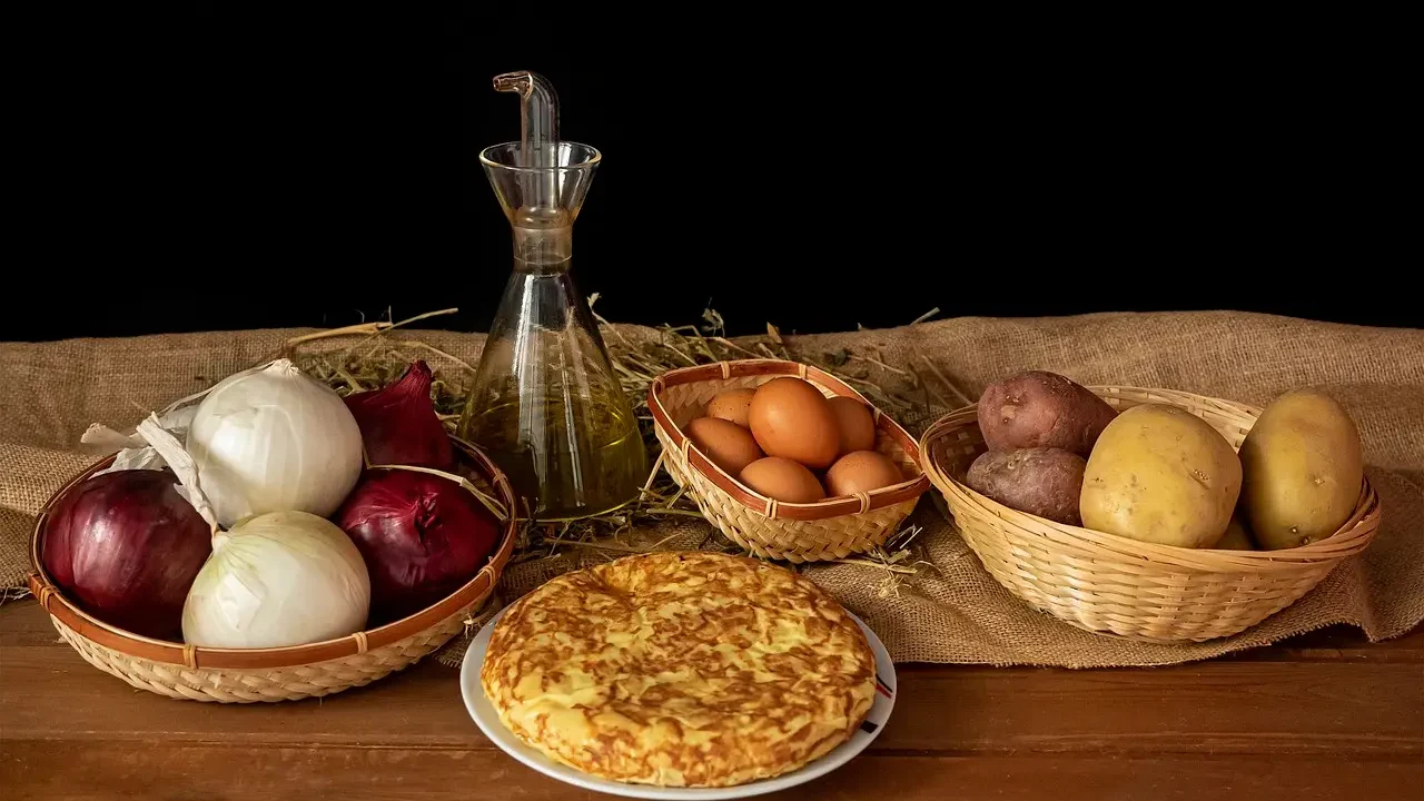 Una exquisita tortilla de patatas conforma la variante ideal para este tipo de dietas