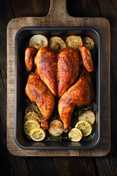 El muslo de pollo al horno es un clásico para aquellos que optan por comidas sin gluten