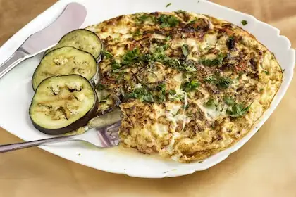 La tortilla de berenjenas es un clásico vegano